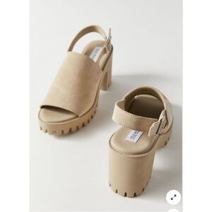 Steve Madden Sunnyside Slingback Sandal